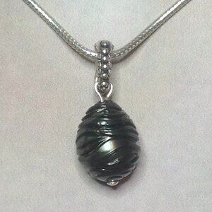 Silver Craved Tahitian Pearl Necklace